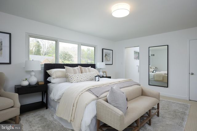 $1,500,000 | 6847 Tulip Hill Terrace, Bethesda, MD 20816