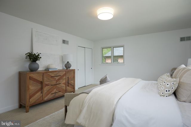 $1,500,000 | 6847 Tulip Hill Terrace, Bethesda, MD 20816