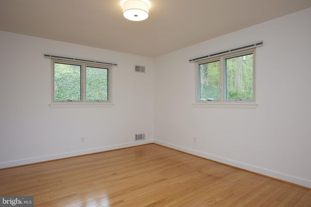 $1,500,000 | 6847 Tulip Hill Terrace, Bethesda, MD 20816