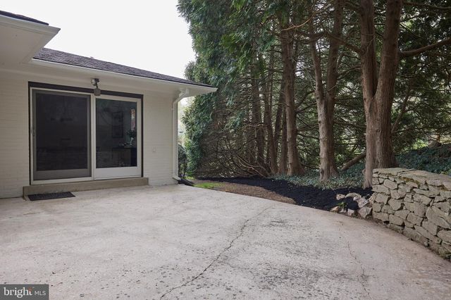 $1,500,000 | 6847 Tulip Hill Terrace, Bethesda, MD 20816