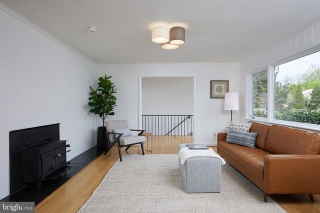 $1,500,000 | 6847 Tulip Hill Terrace, Bethesda, MD 20816