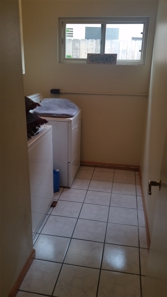 10411 Pine Grove Street Spring Valley, CA 91978 - Photo 22 of 25 Laundry Room