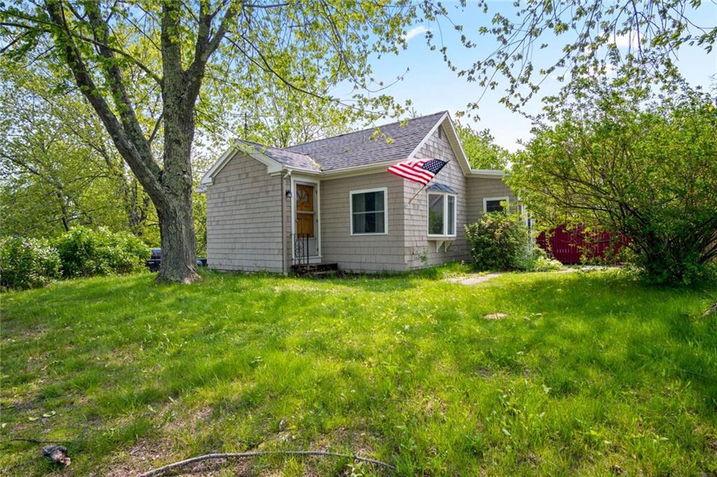 147 Middle Road Falmouth, ME 04105 - Photo 1 of 33 Photo