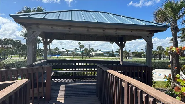 $170,900 | 10725 South Ocean Drive, Unit 294, Jensen Beach, FL 34957