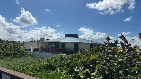 $170,900 | 10725 South Ocean Drive, Unit 294, Jensen Beach, FL 34957