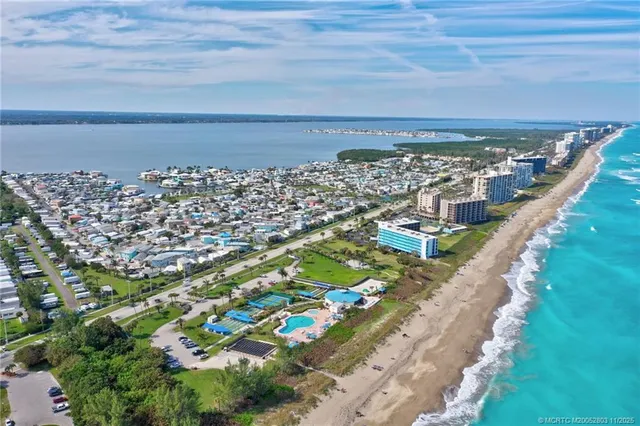 $170,900 | 10725 South Ocean Drive, Unit 294, Jensen Beach, FL 34957