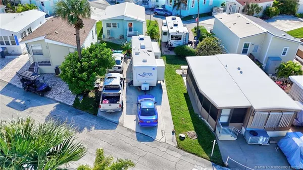 $170,900 | 10725 South Ocean Drive, Unit 294, Jensen Beach, FL 34957