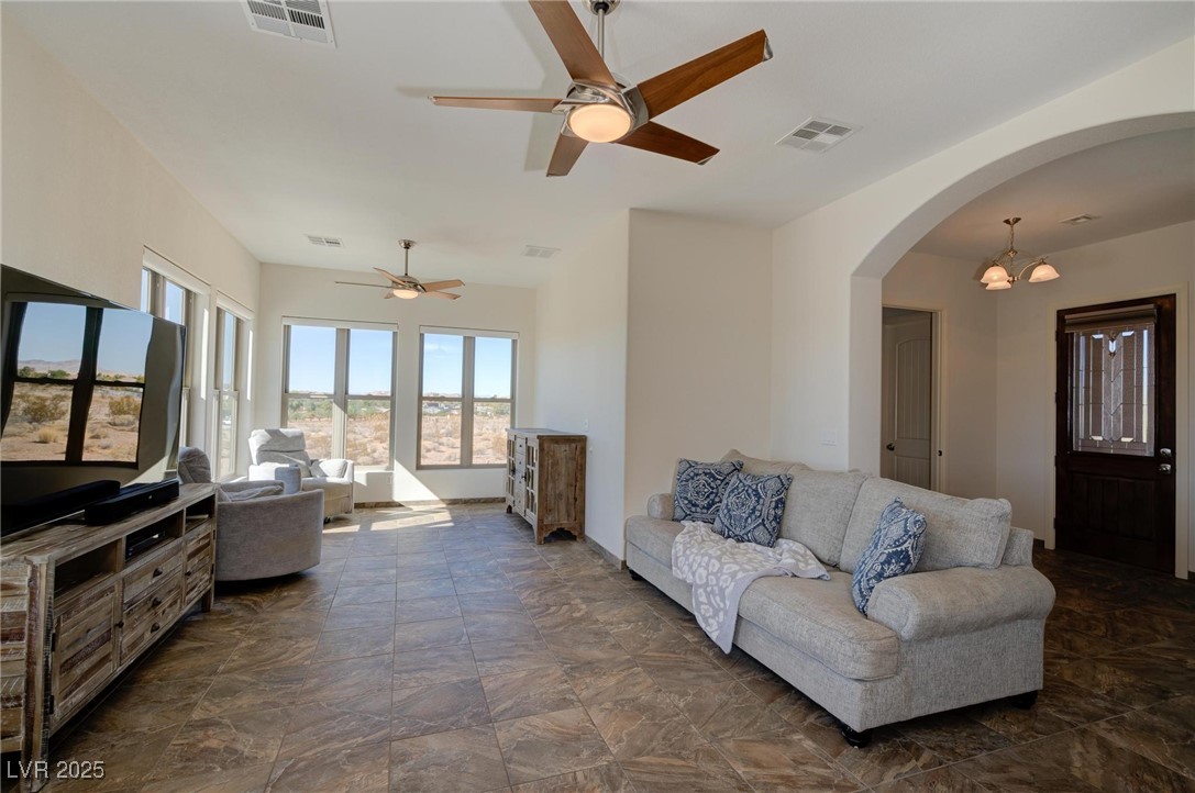 1085 Cameron Avenue Logandale, NV 89021 - Photo 8 of 40 Gallery Image 8