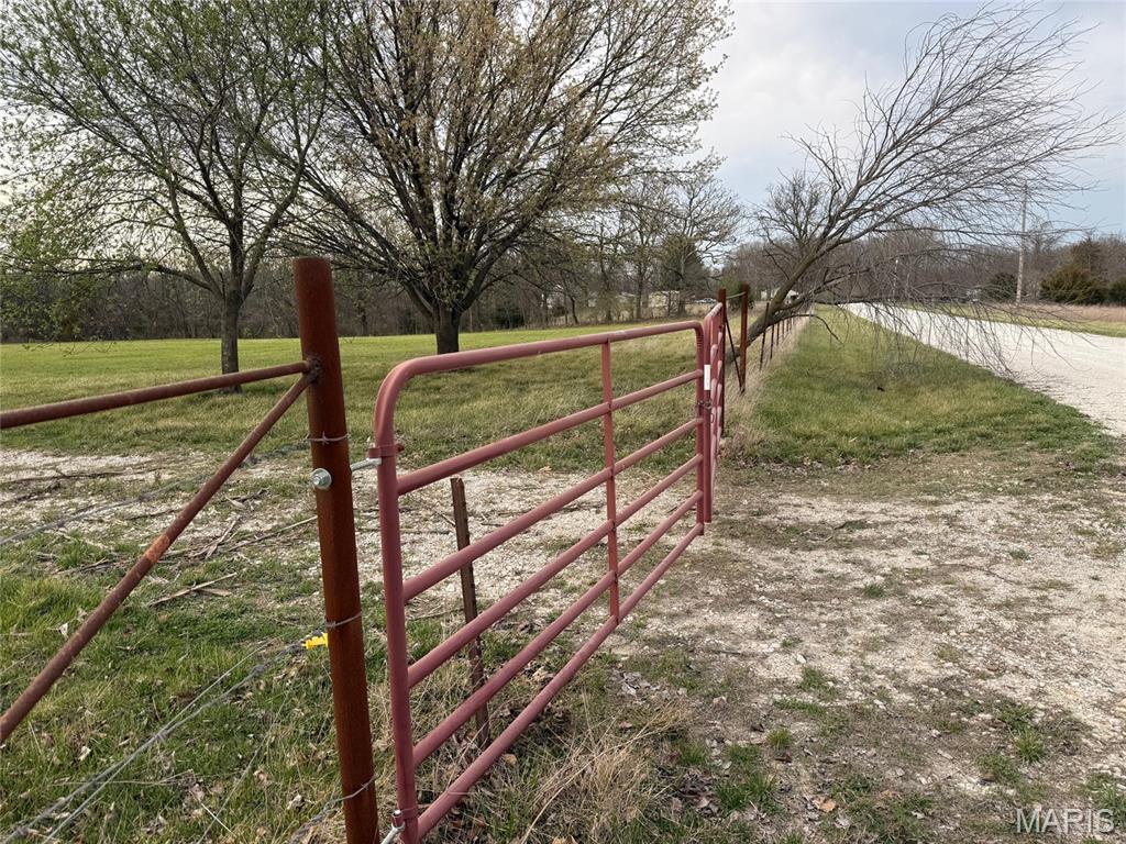 35225 Pin Oak Church Road Jonesburg, MO 63351 - Photo 7 of 18