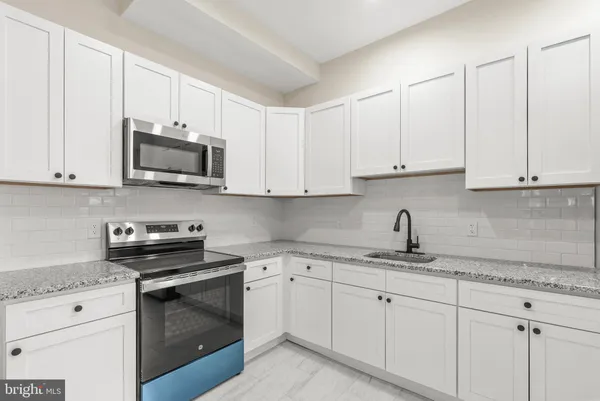 $2,690 | 5431 Stewart Street, Philadelphia, PA 19131