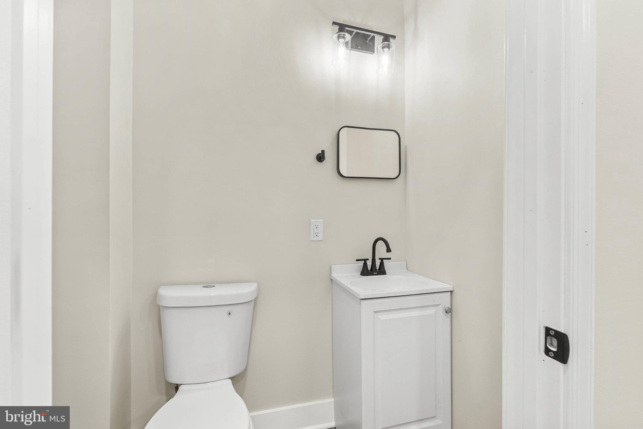 5431 Stewart Street Philadelphia, PA 19131 - Photo 17 of 34
