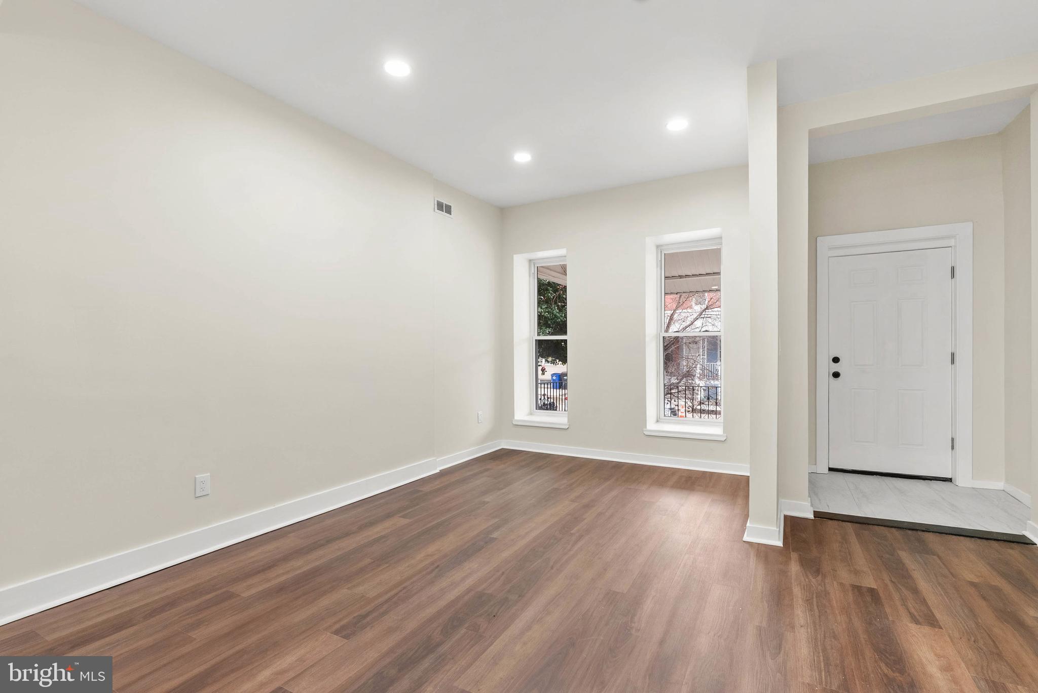 5431 Stewart Street Philadelphia, PA 19131 - Photo 7 of 34