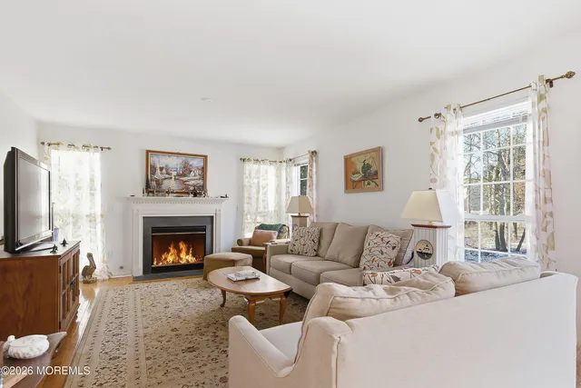 $649,900 | 15 Benjamin Court, Barnegat, NJ 08005