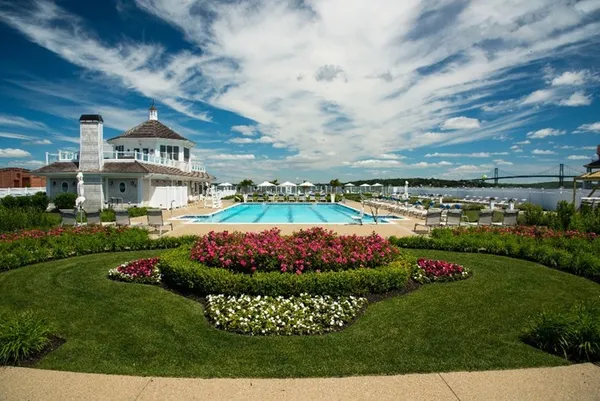 $1,749,000 | 165 Newport Harbor Drive, Portsmouth, RI 02871