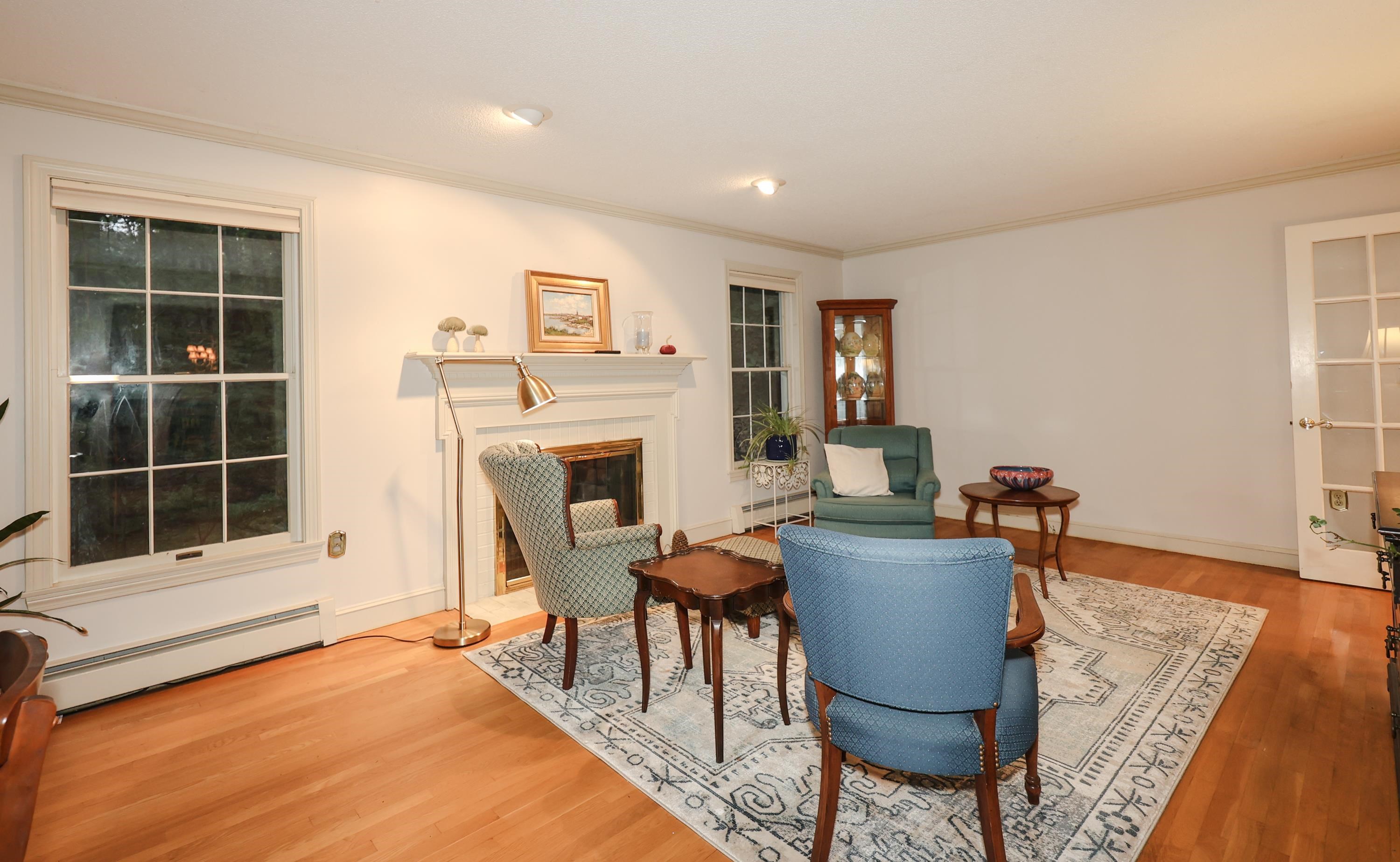 51 Blossom Road Windham, NH 03087 - Photo 5 of 40