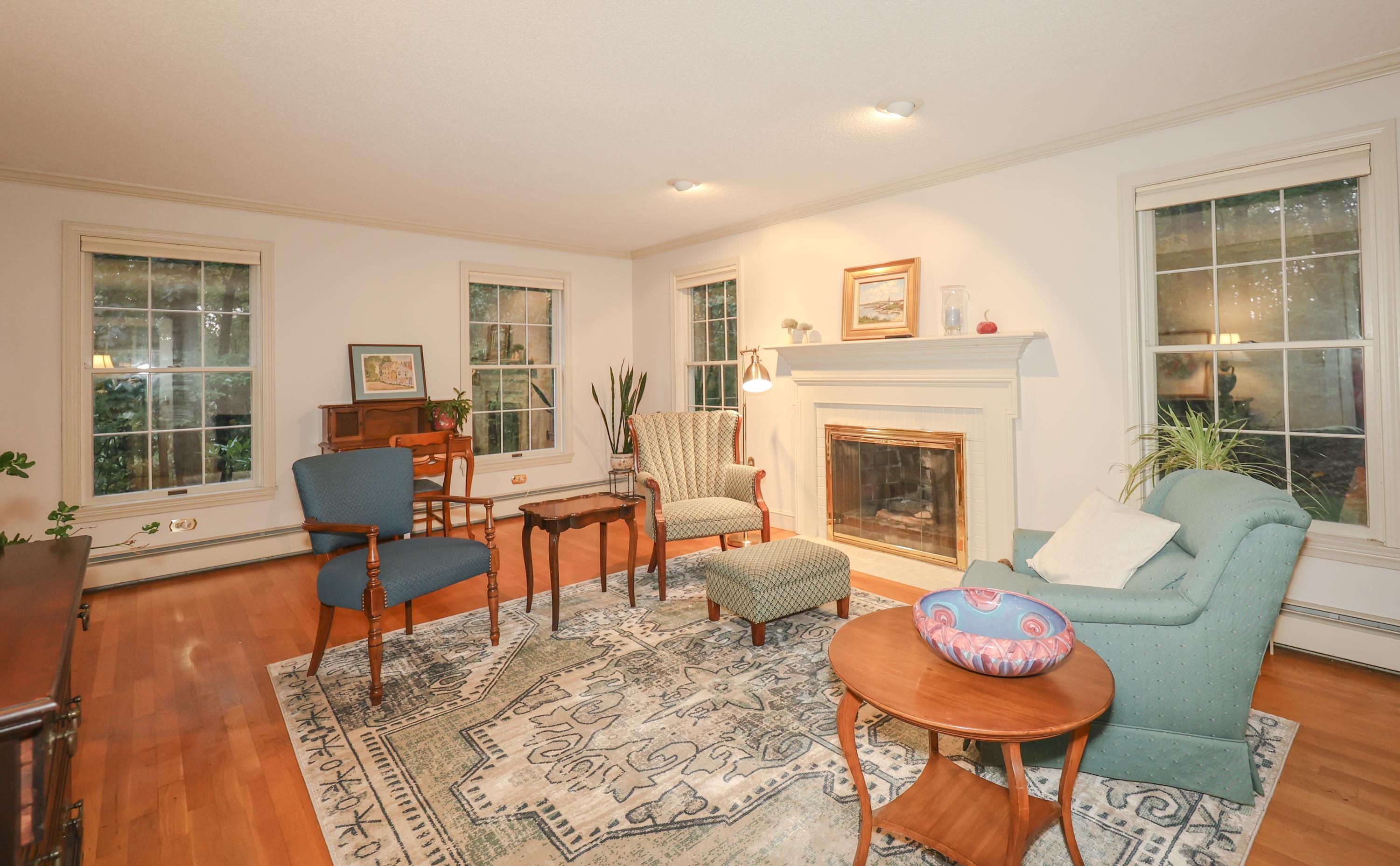 51 Blossom Road Windham, NH 03087 - Photo 6 of 40