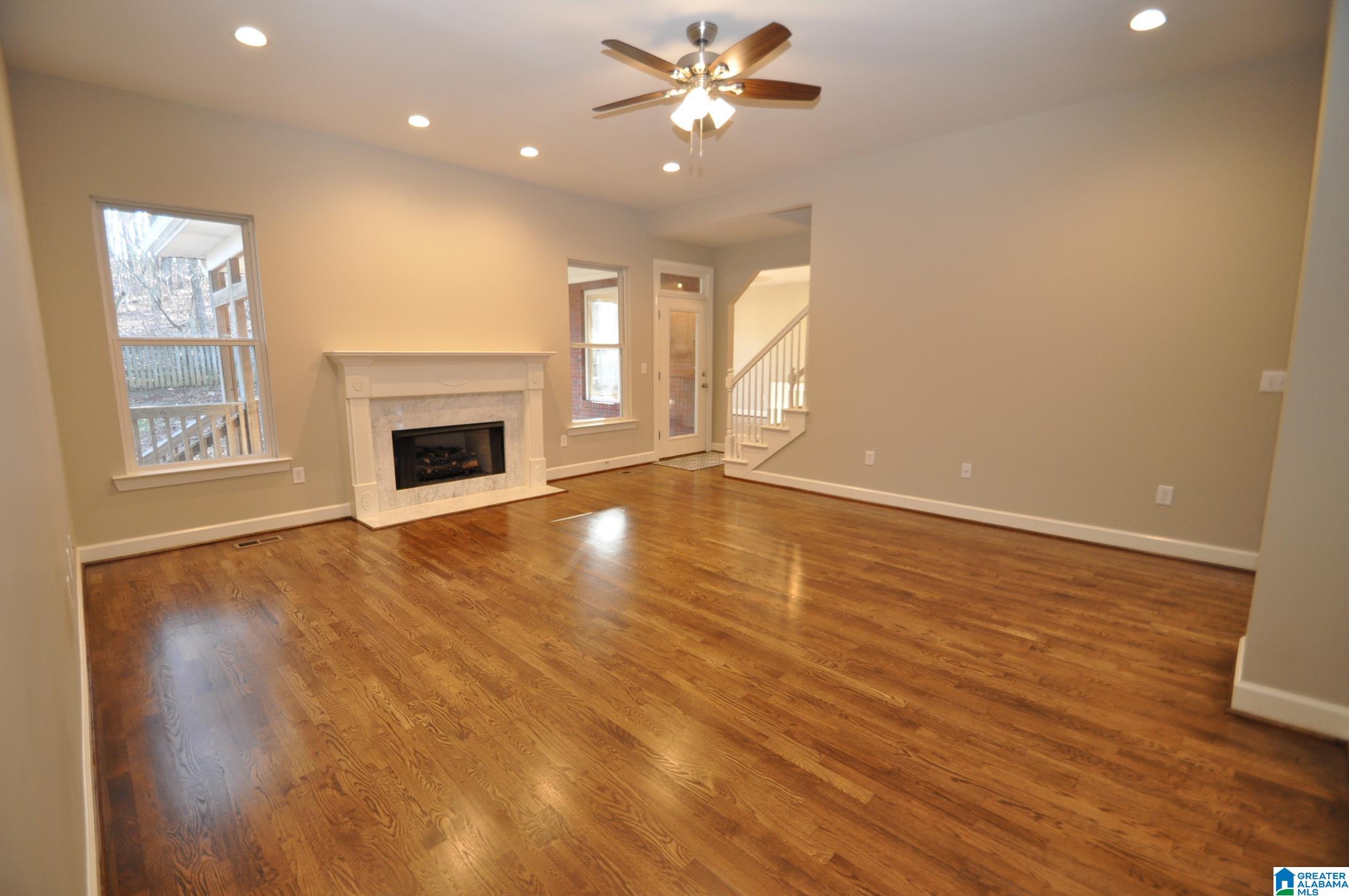 146 Newgate Road Alabaster, AL 35007 - Photo 3 of 22