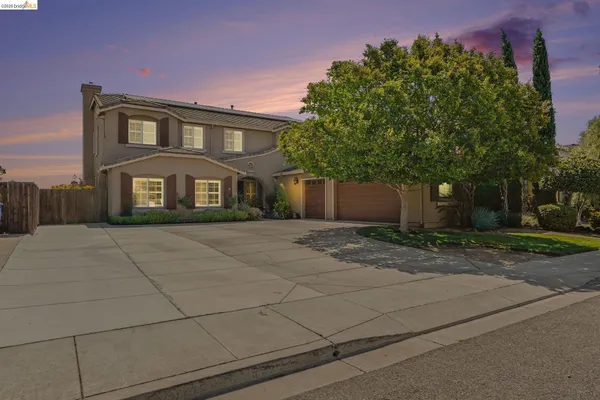 $899,000 | 106 Little Ranch Circle, Oakley, CA 94561