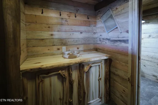 $1,390,000 | 1410 Swannsylvania Road, Dandridge, TN 37725