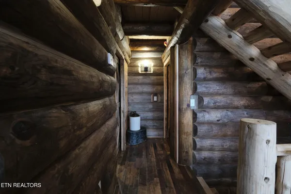 $1,390,000 | 1410 Swannsylvania Road, Dandridge, TN 37725