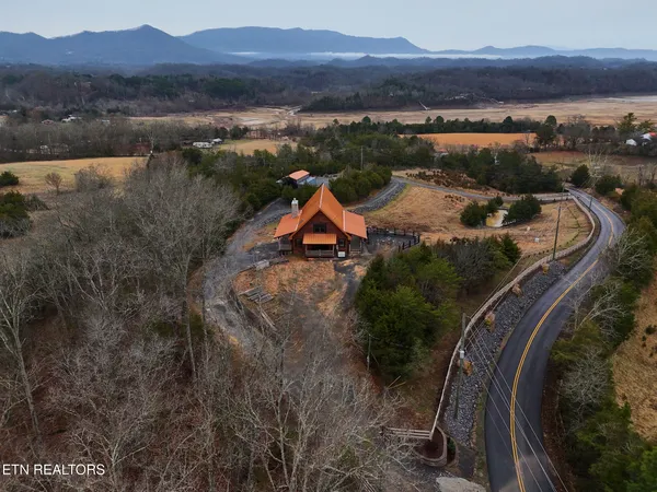 $1,390,000 | 1410 Swannsylvania Road, Dandridge, TN 37725