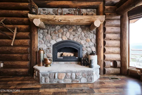 $1,390,000 | 1410 Swannsylvania Road, Dandridge, TN 37725