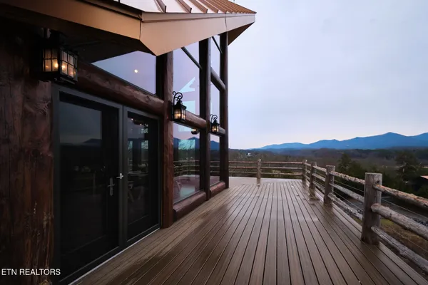 $1,390,000 | 1410 Swannsylvania Road, Dandridge, TN 37725