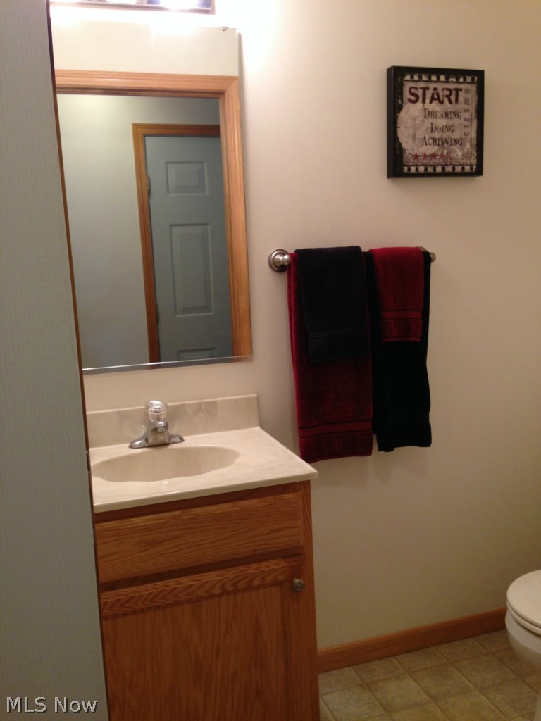 3185 Hallock Young Road Warren, OH 44481 - Photo 13 of 23 Gallery Image 13