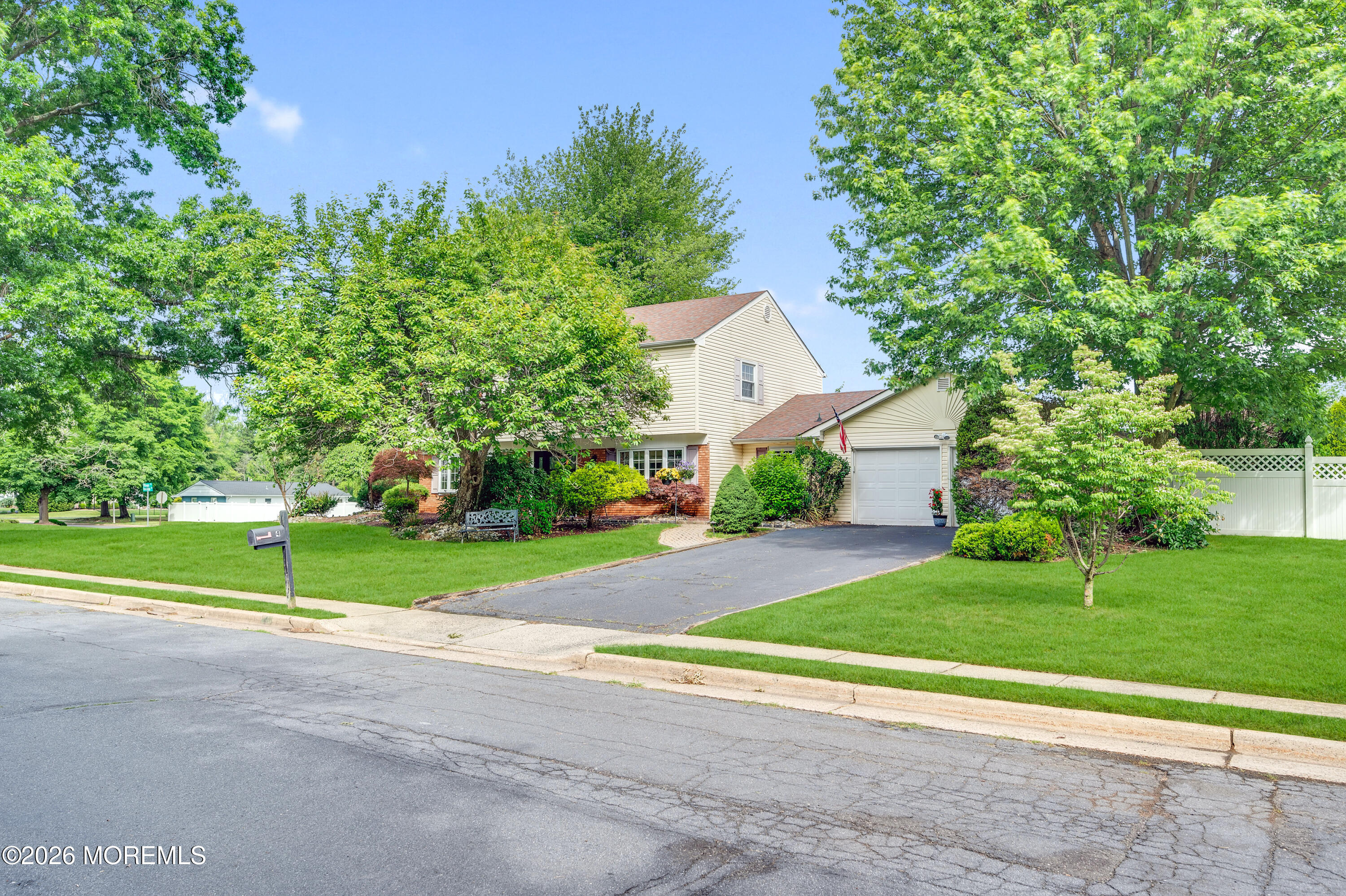4 Talbot Road Marlboro, NJ 07746 - Photo 4 of 53 Front 1
