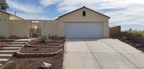 $1,500 | 652 Holly Street, Bullhead City, AZ 86442