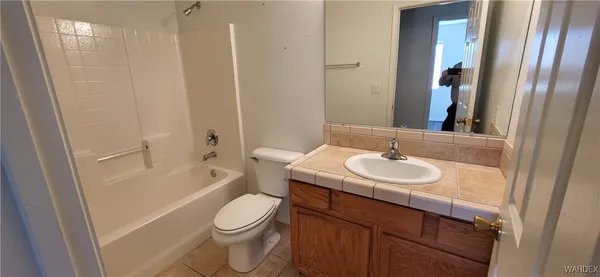 $1,500 | 652 Holly Street, Bullhead City, AZ 86442