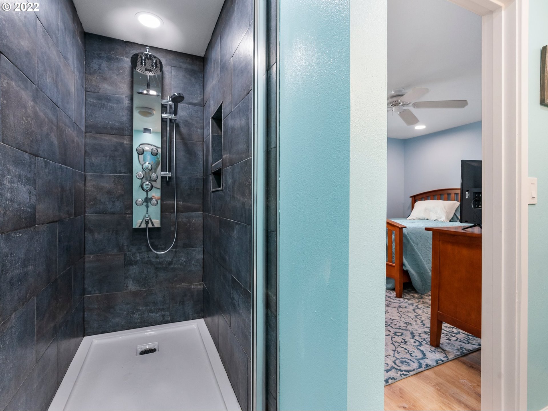 12905 Southwest Hanson Road Beaverton, OR 97008 - Photo 15 of 25 Gallery Image 15