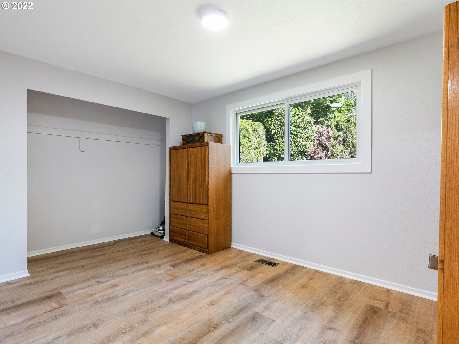 12905 Southwest Hanson Road Beaverton, OR 97008 - Photo 16 of 25 Gallery Image 16