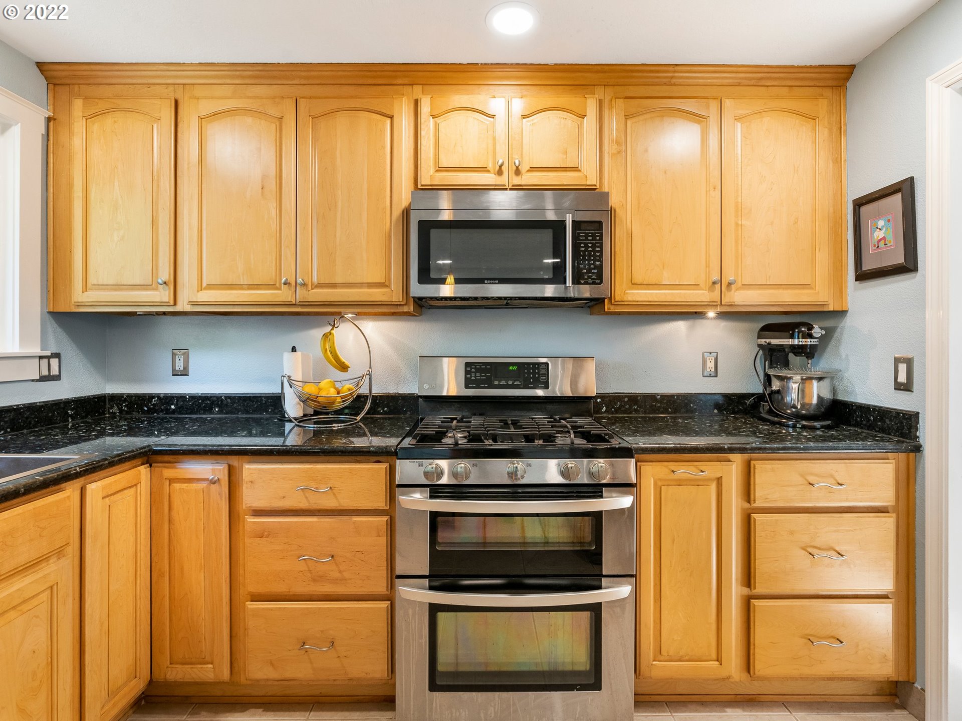12905 Southwest Hanson Road Beaverton, OR 97008 - Photo 10 of 25 Gallery Image 10