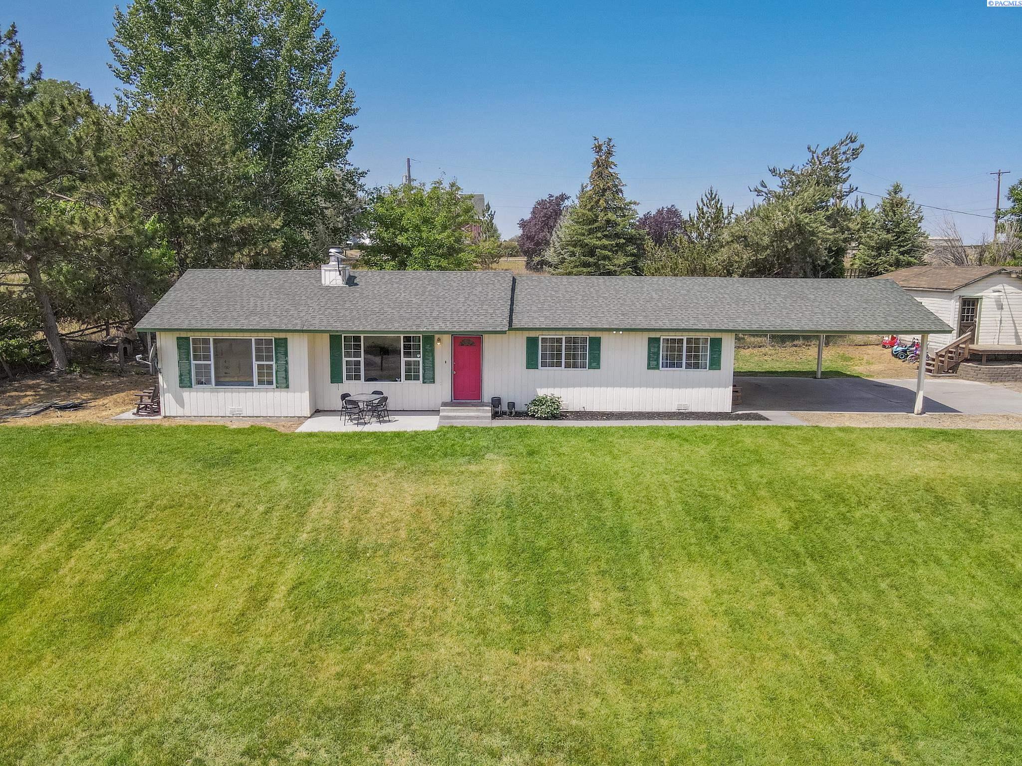 640 Arrowsmith Road Sunnyside, WA 98944 - Photo 3 of 15 Gallery Image 3