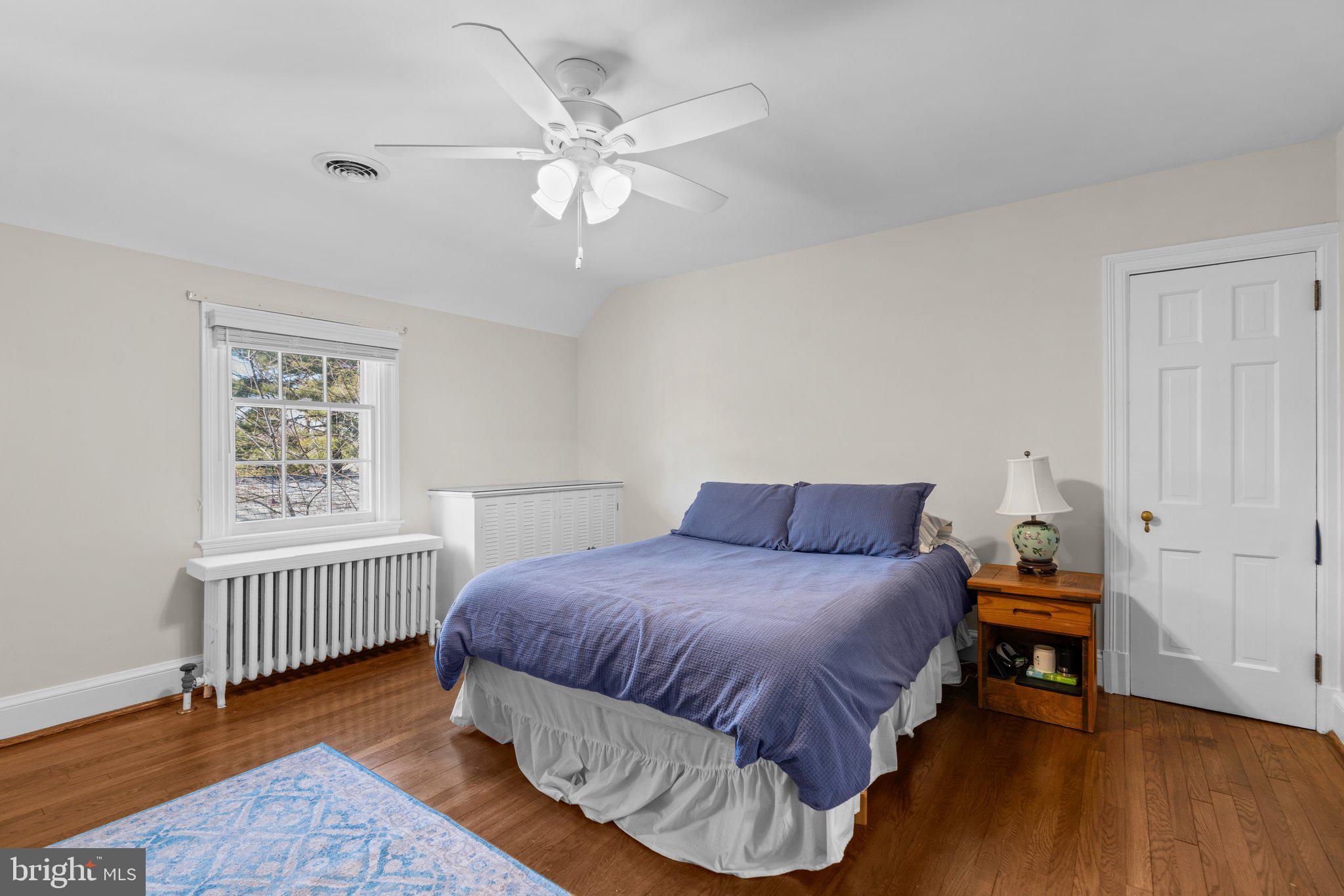 2 St Dunstans Garth Baltimore, MD 21212 - Photo 28 of 45 a bedroom with a bed and a window