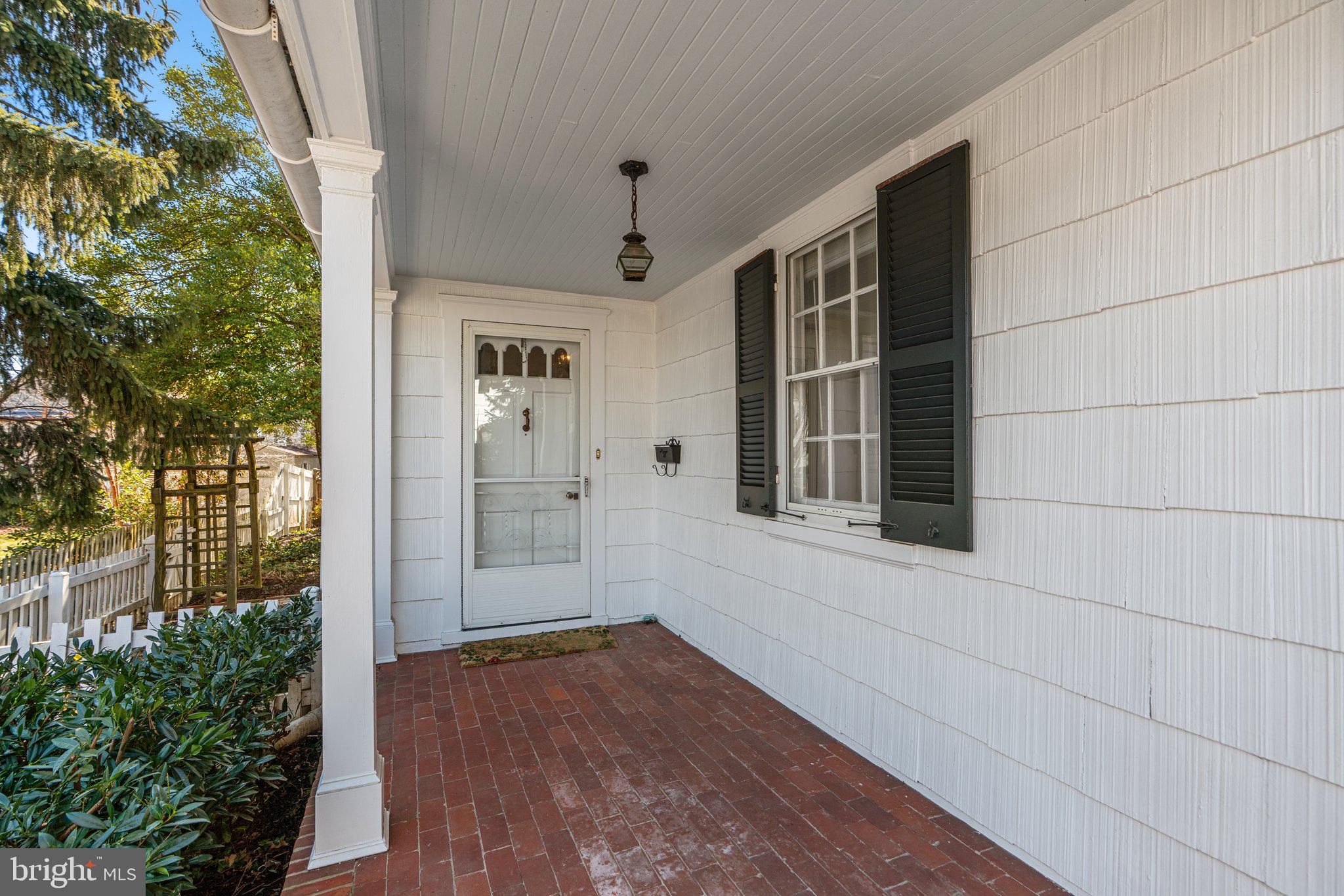 2 St Dunstans Garth Baltimore, MD 21212 - Photo 3 of 45 wooden floor in an empty room