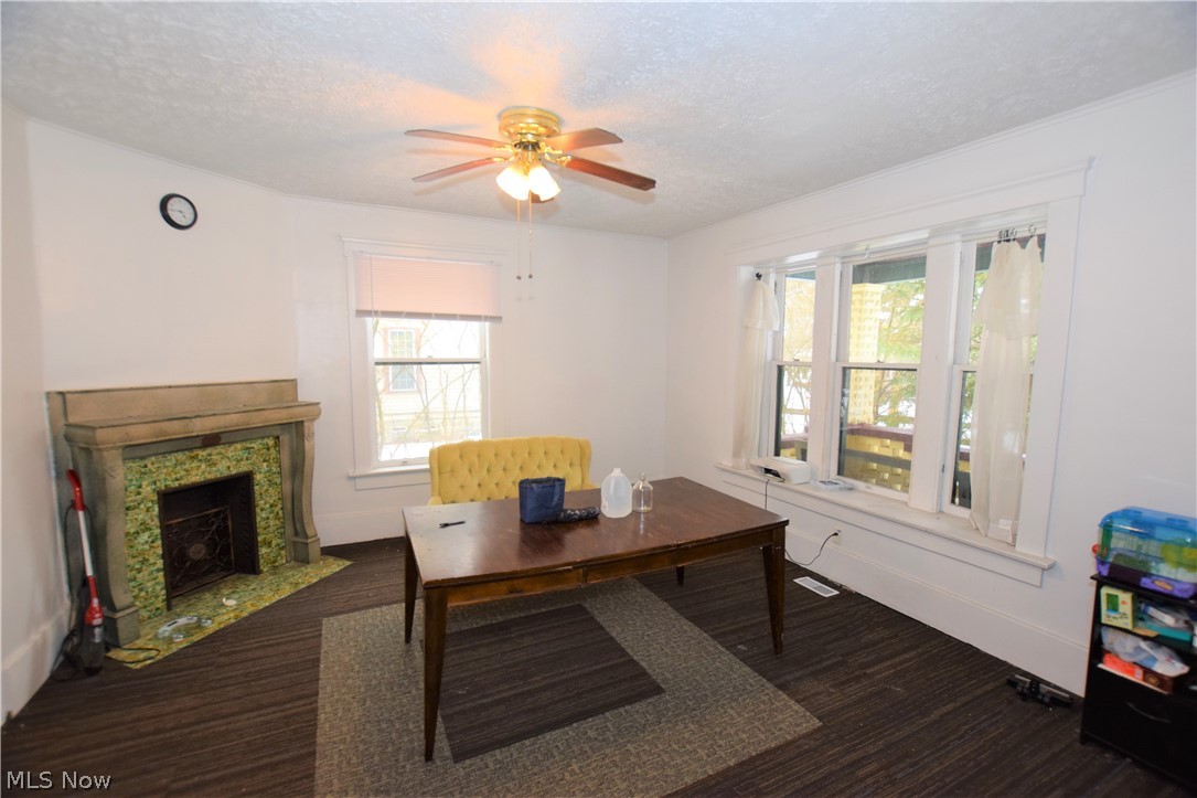 596 Carpenter Street Akron, OH 44310 - Photo 11 of 28 Gallery Image 11