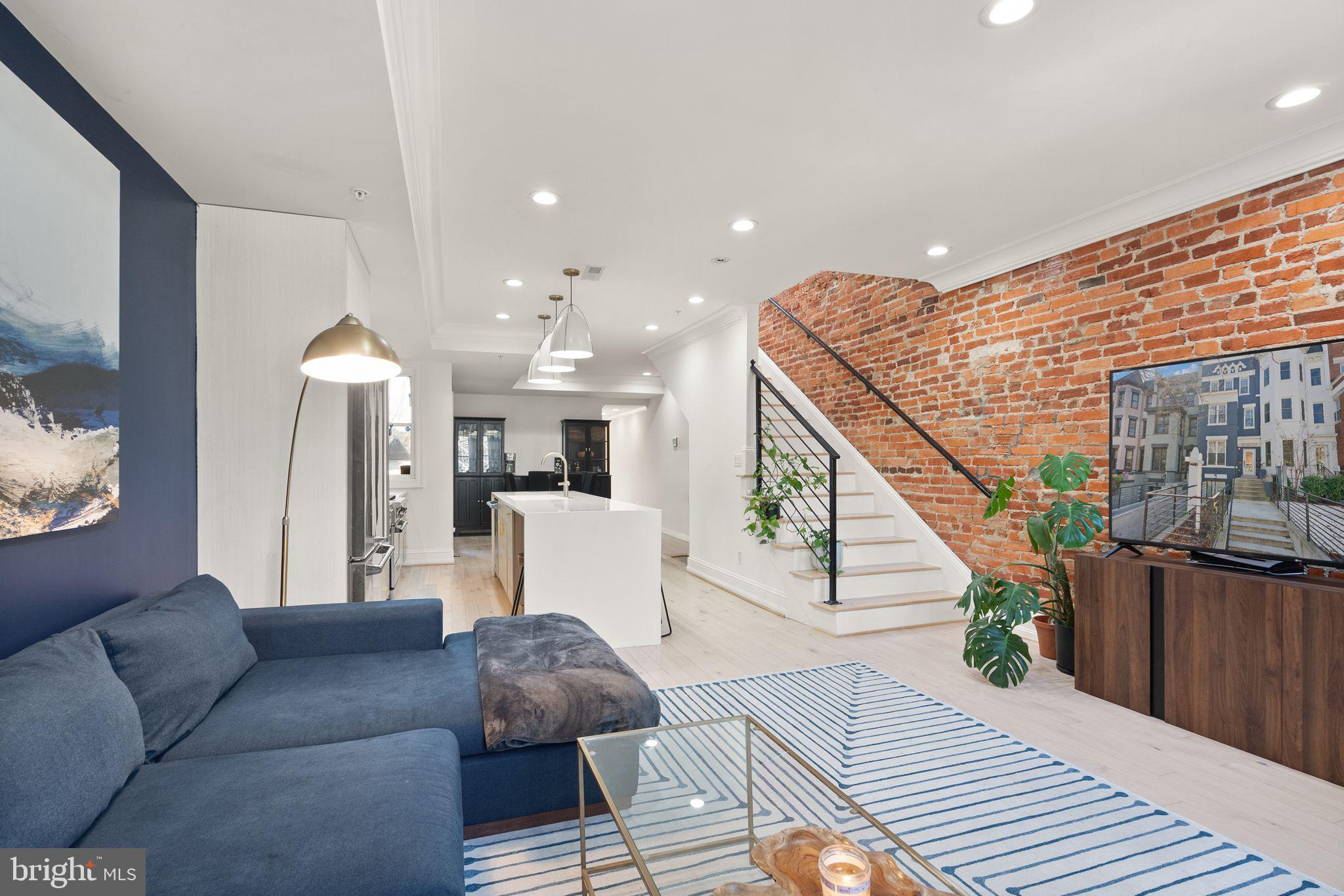 1132 Columbia Road Northwest, Unit 3 Washington, DC 20009 - Photo 15 of 52