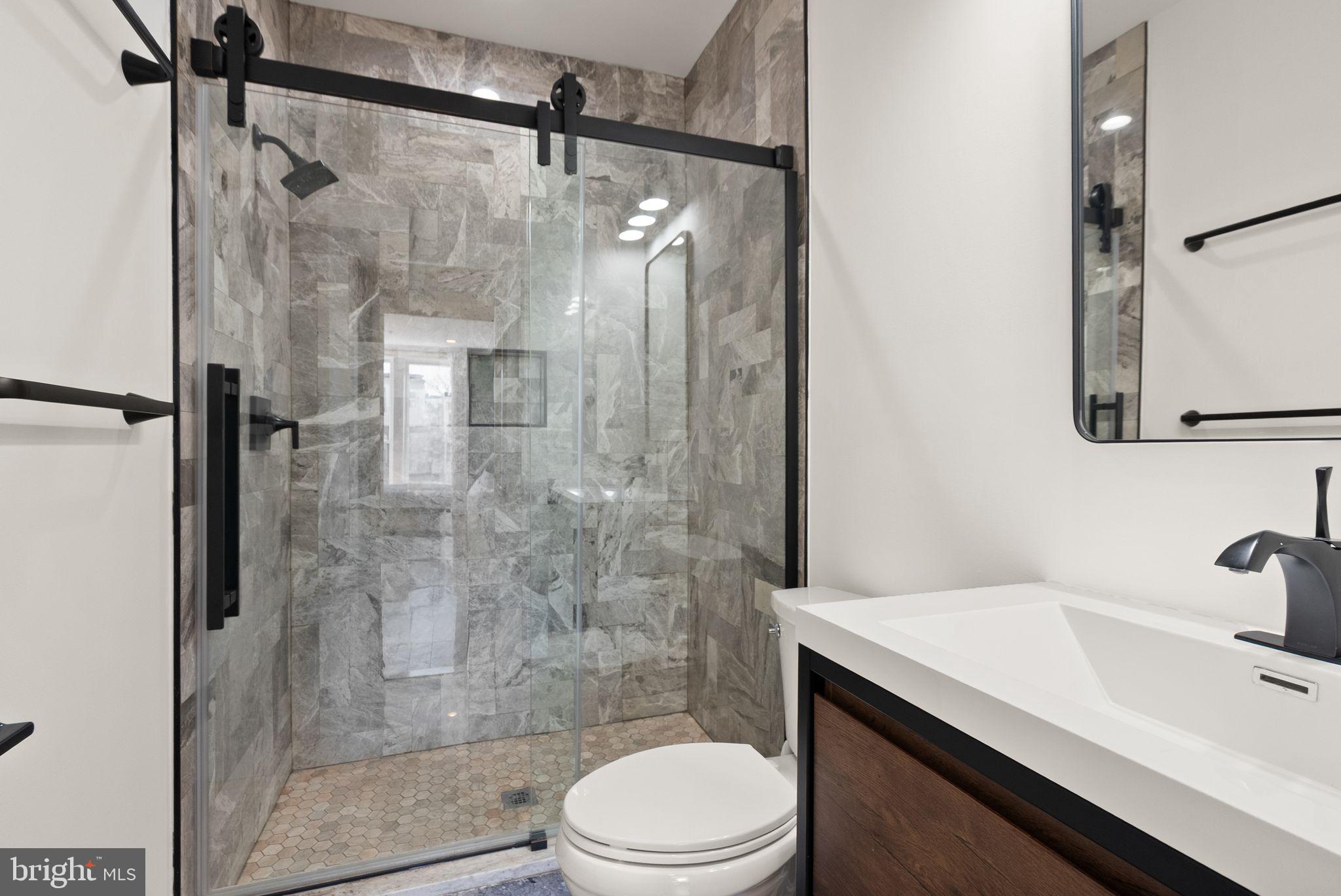 1132 Columbia Road Northwest, Unit 3 Washington, DC 20009 - Photo 21 of 52