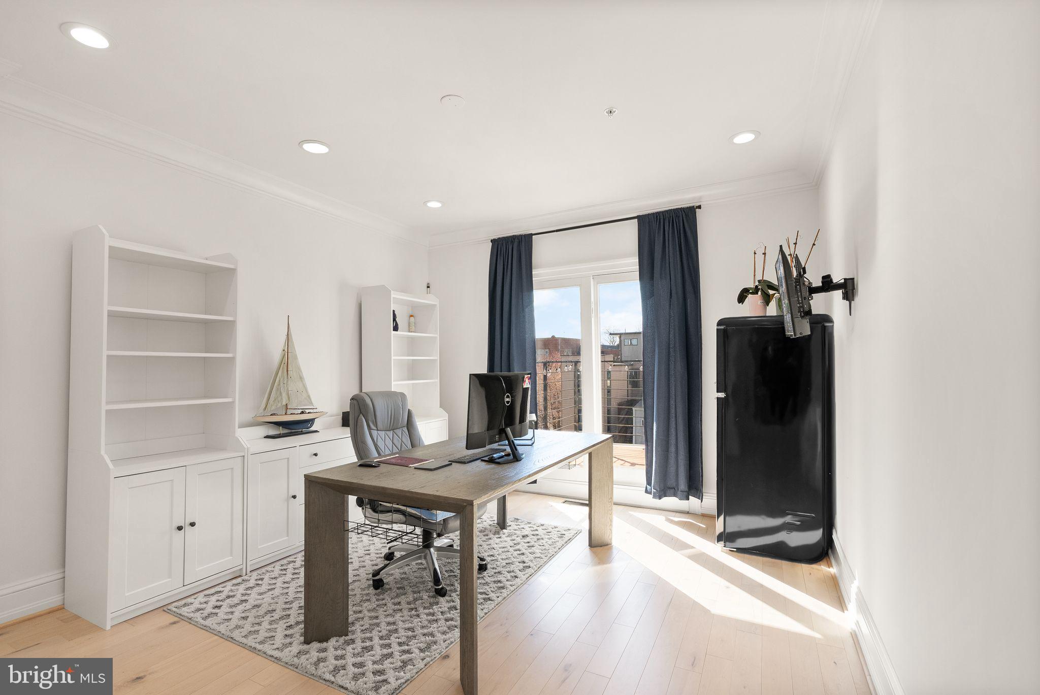 1132 Columbia Road Northwest, Unit 3 Washington, DC 20009 - Photo 39 of 52