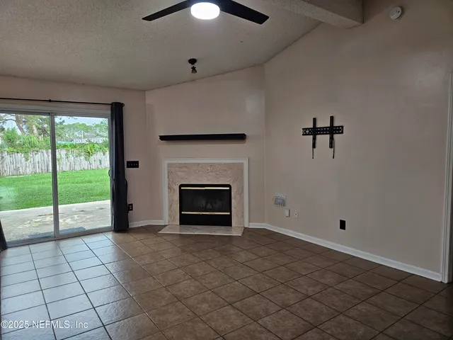 $2,300 | 1203 Stern Way, Fleming Island, FL 32003