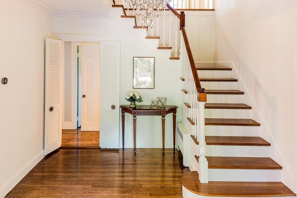 3 Beverly Road Swampscott, MA 01907 - Photo 9 of 33 Gallery Image 9
