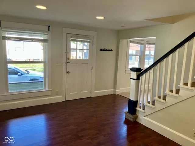 $1,700 | 645 East 49th Street, Indianapolis, IN 46205