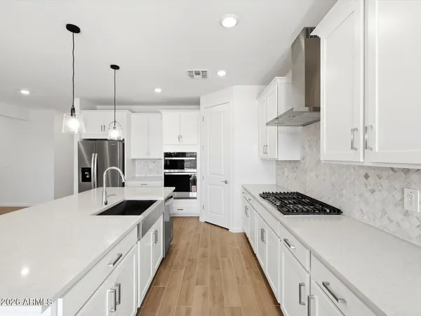 $536,140 | 292 West Flatiron Trail, Apache Junction, AZ 85120