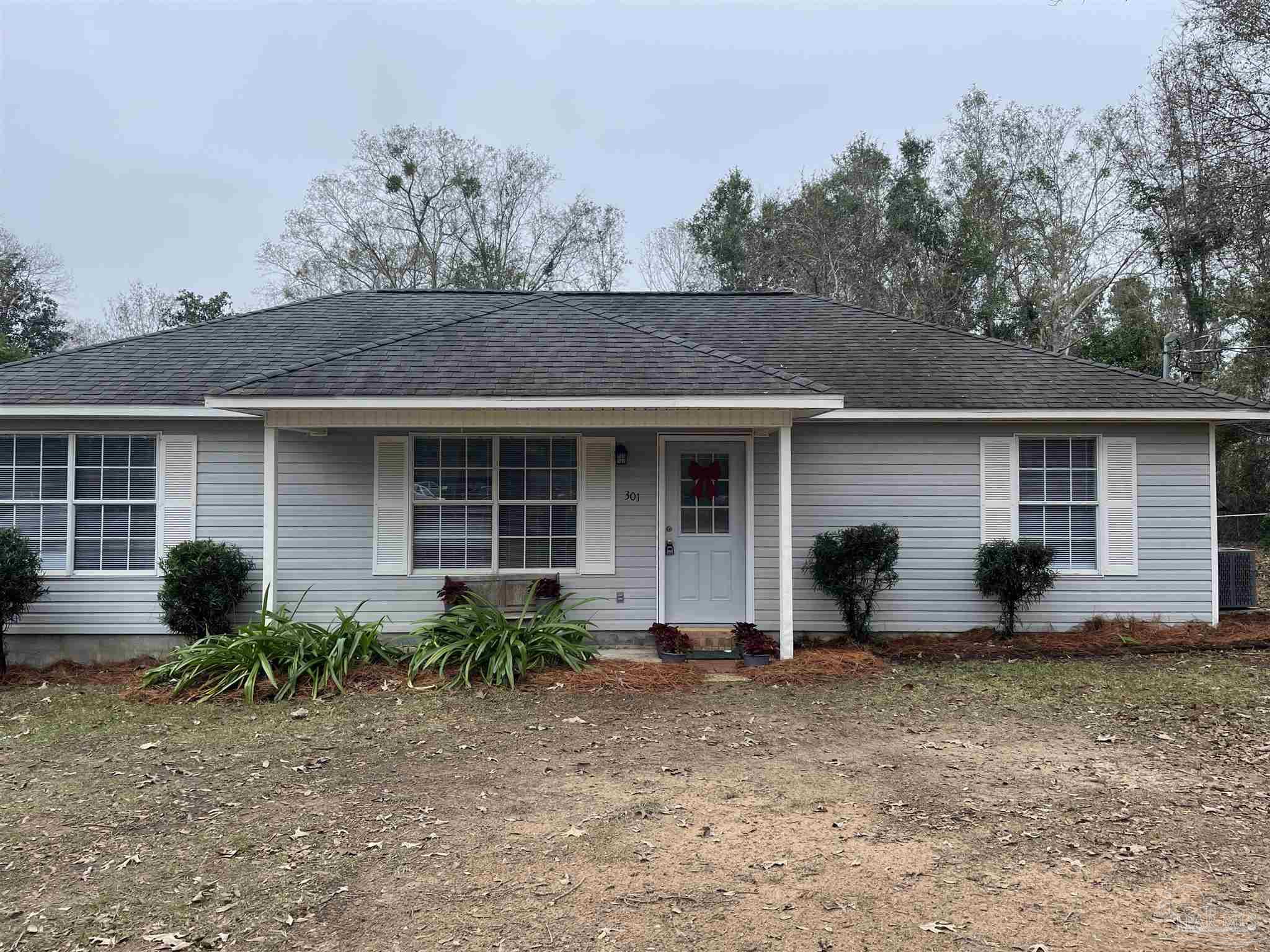 301 Ninety & Nine Ranch Road Cantonment, FL 32533 - Photo 2 of 24 Gallery Image 2