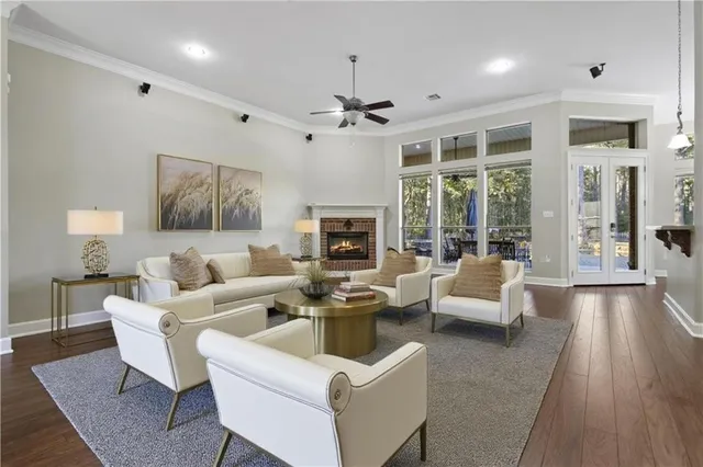 $665,000 | 264 Thornwood Drive, Covington, LA 70435