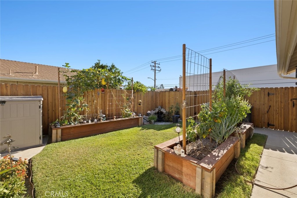 2277 Workman Avenue Simi Valley, CA 93063 - Photo 26 of 31 Gallery Image 26