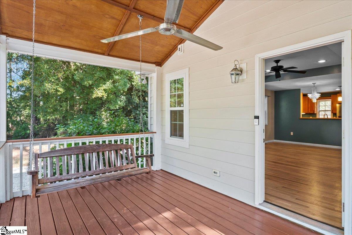 551 Rock Ridge Drive Greer, SC 29651 - Photo 4 of 48