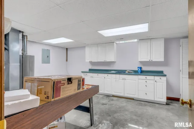 $277,900 | 107 Hilltop Street, Colona, IL 61241